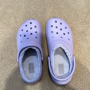 Fuzzy lined crocs! Purple women’s 7